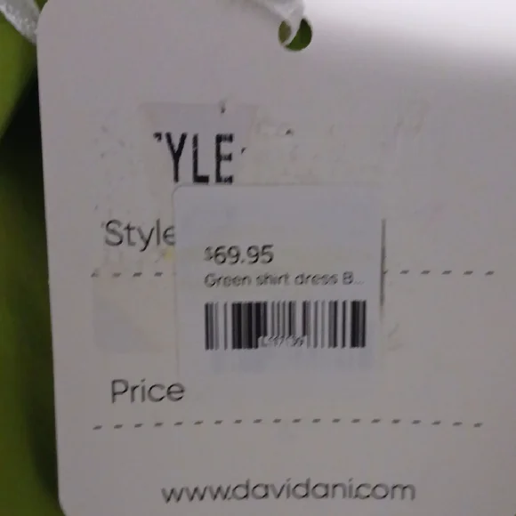 DAVI & DANI Vibrant Green Top - Picture 6 of 7